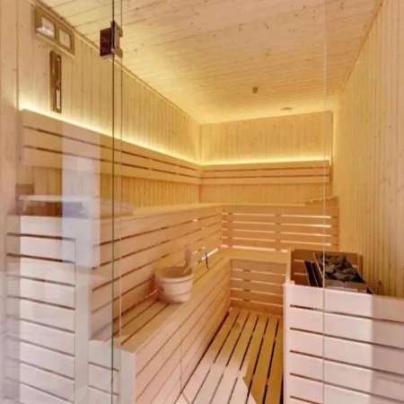 Nadmotlawie - Sauna, Gym&parking Included In The Price Of The 그단스크